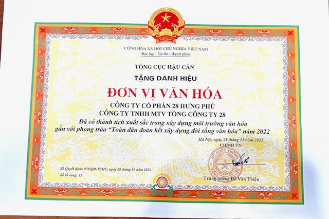 Tổng cục Hậu cần tặng Danh hiệu "Đơn vị Văn hóa" cho Công ty CP 28 Hưng Phú