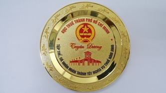 Chủ tịch UBND TP.HCM tặng bằng khen cho Công ty CP 28 Hưng Phú